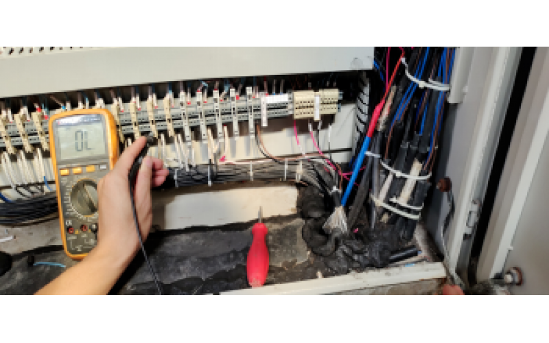 脱盐水控制柜24V电源正接地电阻等于零-北京乐动体育在线注册,乐动体育（中国）